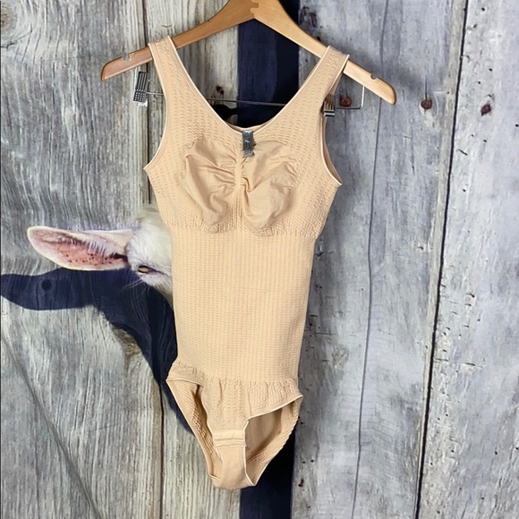 dr rey Intimates & Sleepwear Dr Rey Nude Shapeware Size Large Nwot
